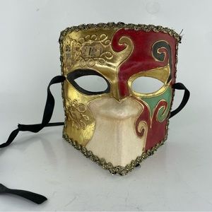 Traditional Venetian Mask - Handcrafted Papier-Mache - Halloween - Bauta